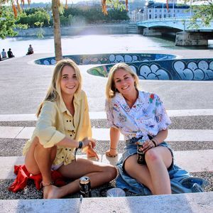 Meet your Posher, Emilia